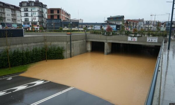 AME: Situata e menaxhueshme, s’raportohet për humbje jete