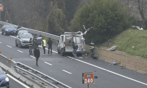 Grabitje në Itali: Autorët marrin 400 mijë euro nga “blindi” me para në mes të autostradës