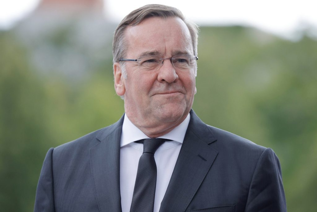 Ministri gjerman i Mbrojtjes thotë se s’ka shenja se Amerika do të largohet nga NATO