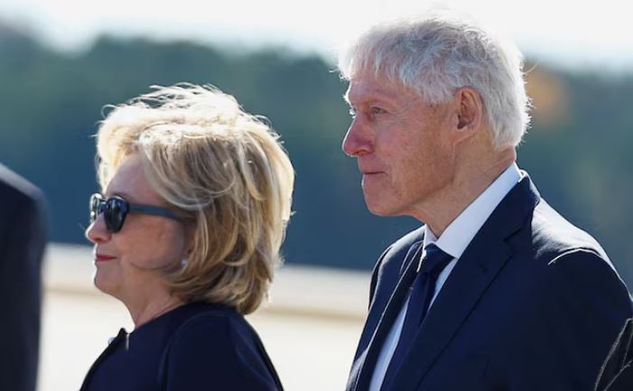 Bill dhe Hillary Clinton refuzojnë të dëshmojnë në Kongres për Epsteinin