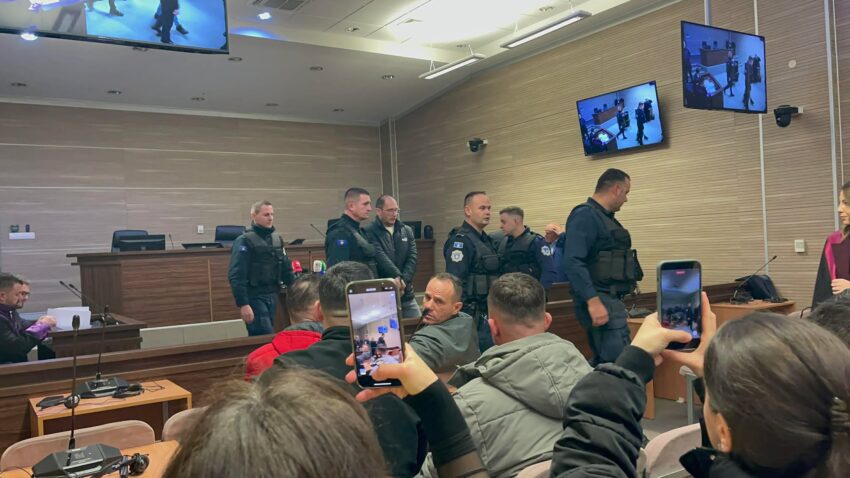 Nën masa të rrepta sigurie, sillen para gjykatës të akuzuarit për rastin “Banjska”