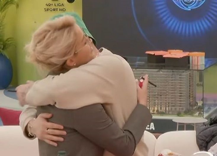 Limi – Dolces: A të fillojmë me një përqafim?