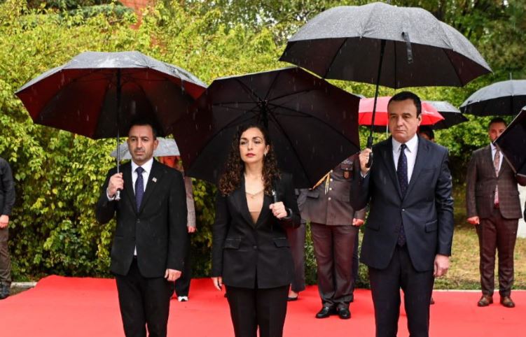 Osmani, Kurti e Basha nesër bëjnë homazhe në Reçak