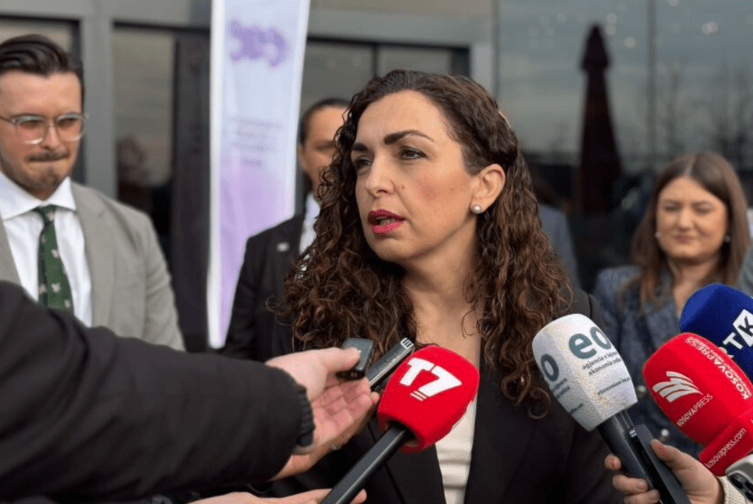 Osmani viziton Gjakovën pas vërshimeve: Do punojmë që kjo të tejkalohet