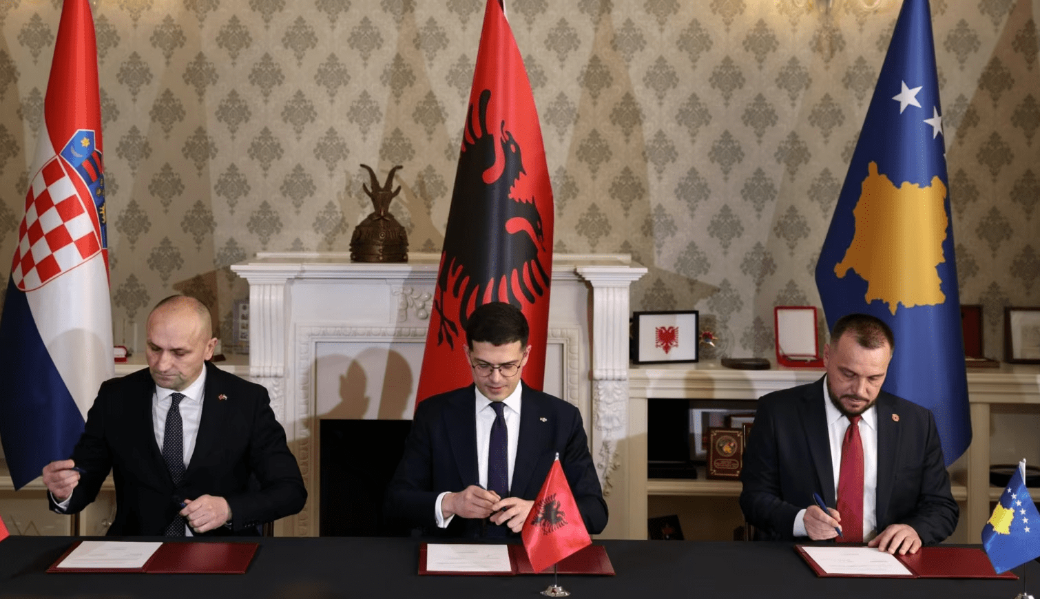 Vengu: Serbia nuk i është përgjigjur ftesës për t’iu bashkuar paktit të mbrojtjes