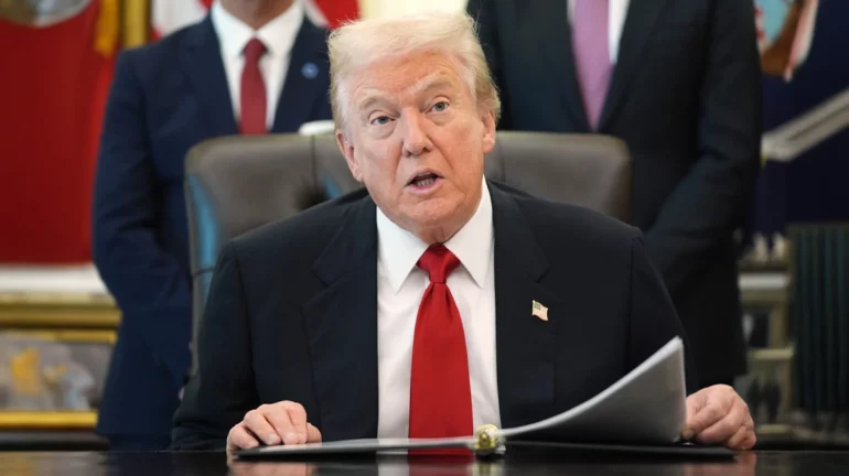 Trump shpall planin për tarifa prej 10% ndaj tetë vendeve evropiane që kundërshtuan kontrollin amerikan mbi Grenlandën