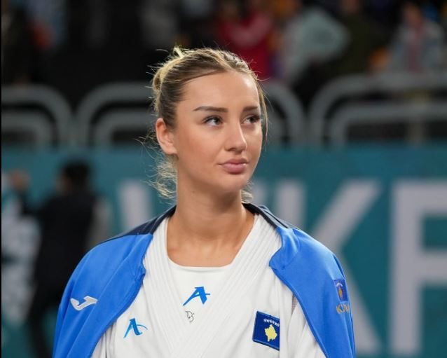 Karateistja Vlera Qerimi e pesta në Premier League në Stamboll