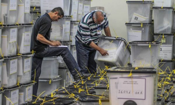 Numërohen mbi 50% të votave në ambasada, VV thellon rezultatin: Mbi 86%