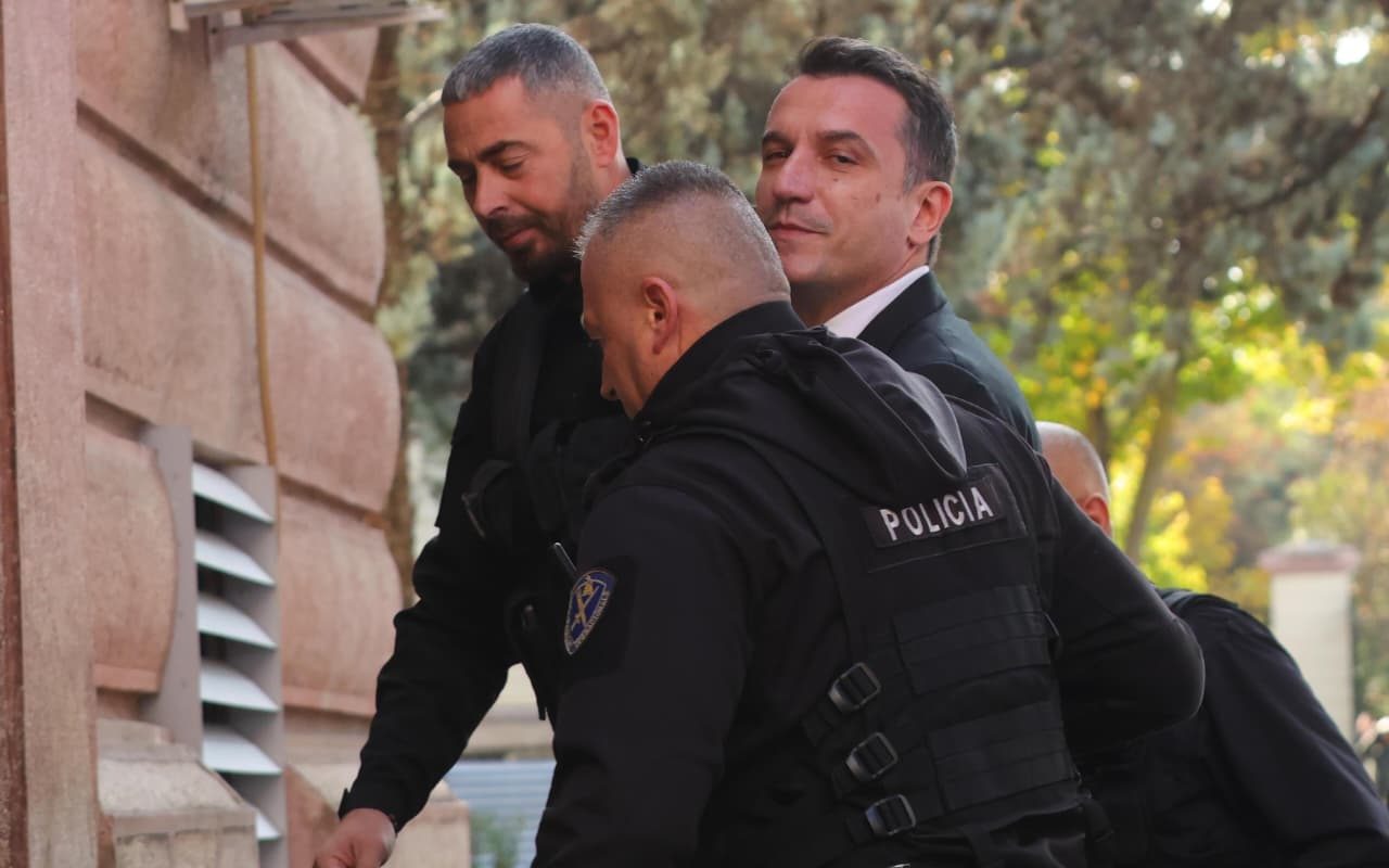 Zbardhet vendimi i plotë i GJK për kthimin në detyrë të Veliajt si kryebashkiak