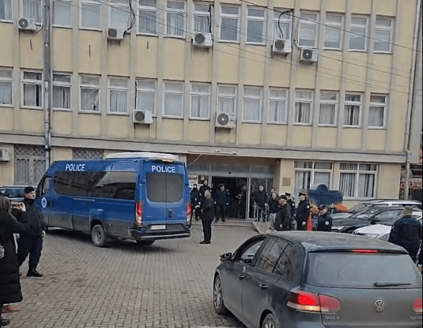 Falsifikimi i rezultateve/ Përfundojnë dy seanca ndaj komisionerëve, po zhvillohen edhe dy të tjera