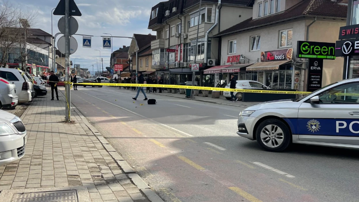 Të shtëna në Podujevë, një person terrorizon qytetin me kallashnikov me dorë