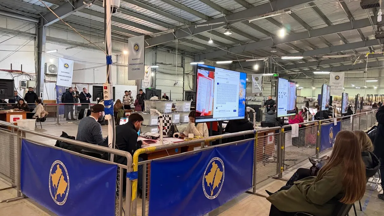 Numërohen rreth 90% e votave me kusht: Kryeson VV-ja me 50%, PDK mbi 20 për qind e LDK 10%