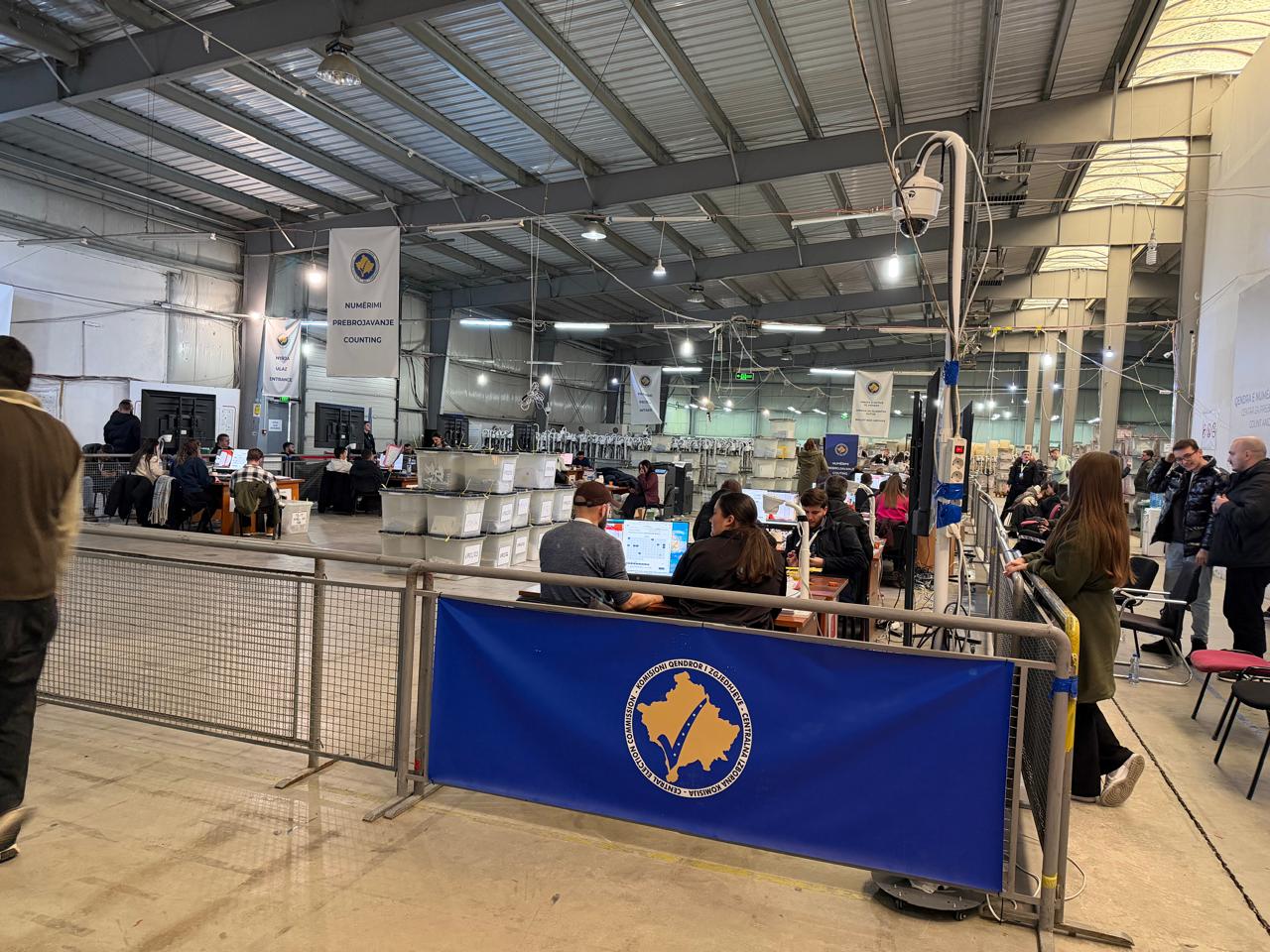 Numërohen mbi 5% e votave me postë: VV kryeson me 68%, AAK e dyta