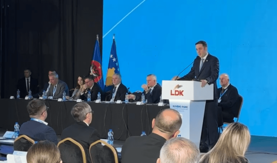 Kërkohet votim i fshehtë për Abdixhikun