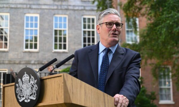 Starmer shpreh shqetësim për pjesëmarrjen e mundshme të Putinit në “Këshillin e Paqes” të Trump