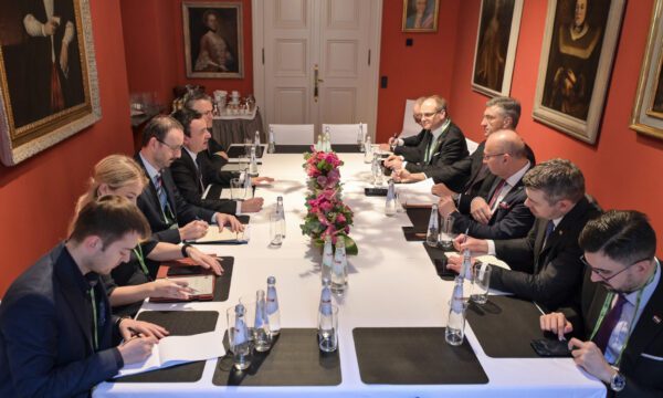 ZKM çon njoftim për takimin Kurti-Plenkoviq: U diskutua mundësia për një mbledhje të përbashkët mes dy qeverive