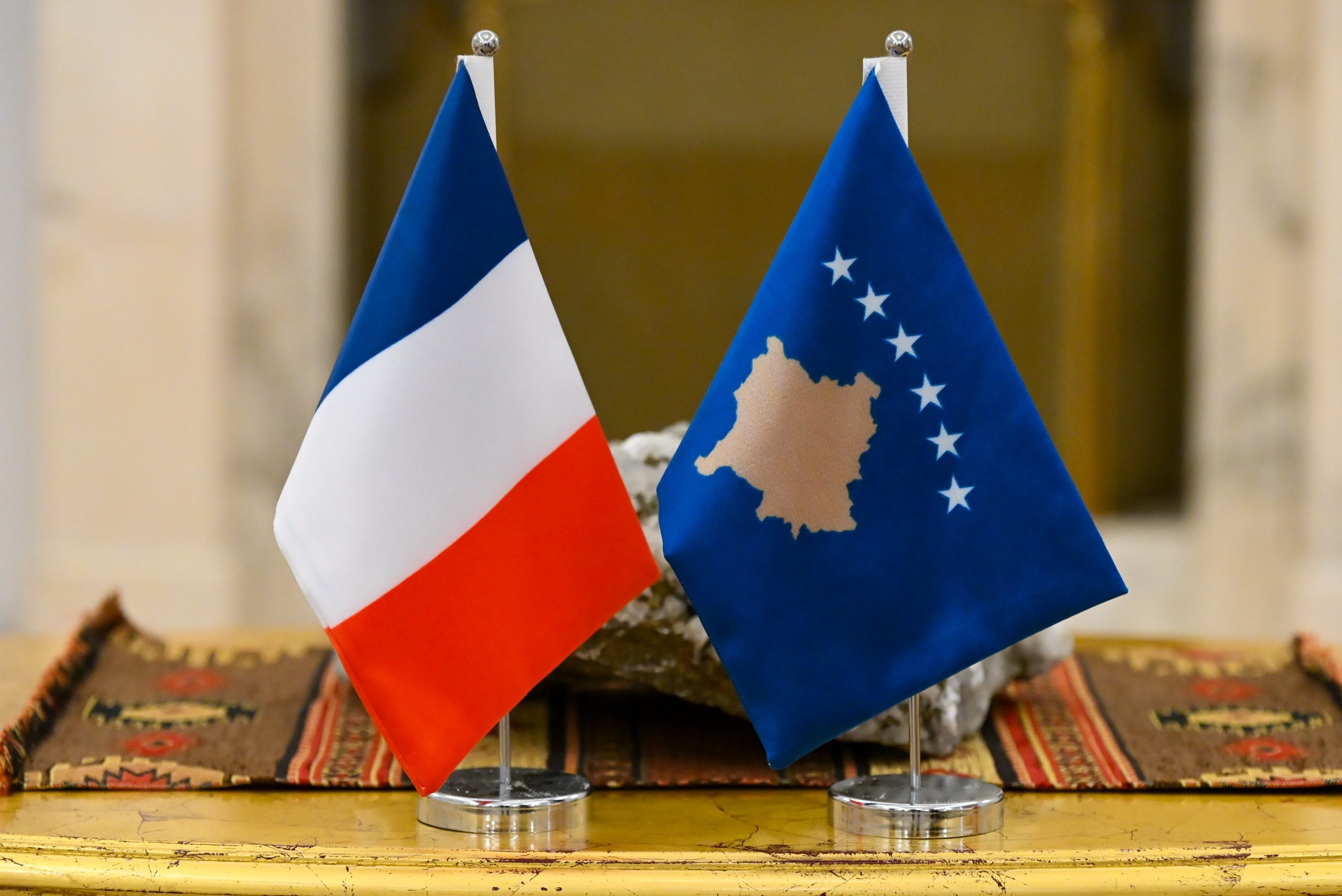 Formimi i Qeverisë, Franca: Vazhdojmë ta mbështesim dialogun Kosovë–Serbi