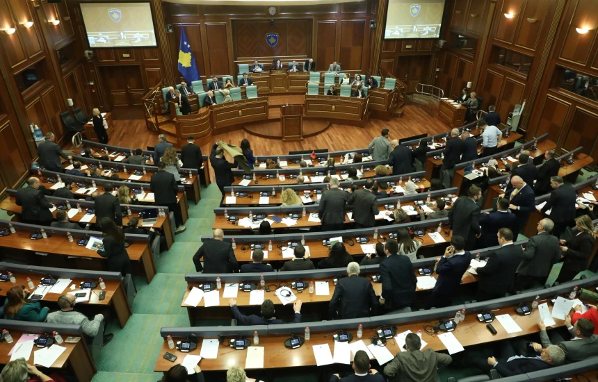 Shtyhet për të hënën seanca për buxhetin