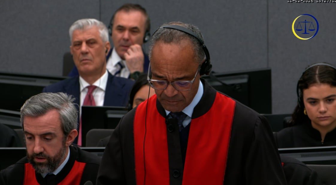 Avokati amerikan i Thaçit i ashpër me ZPS: Të rrëzosh dëshmitë e diplomatëve, e pabesueshme dhe dëshpëruese