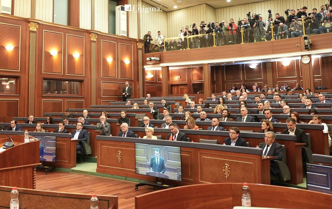 Mungoi sërish në seancë, Gjykata pritet të lëshojë urdhërarrest për deputetin e LVV-së