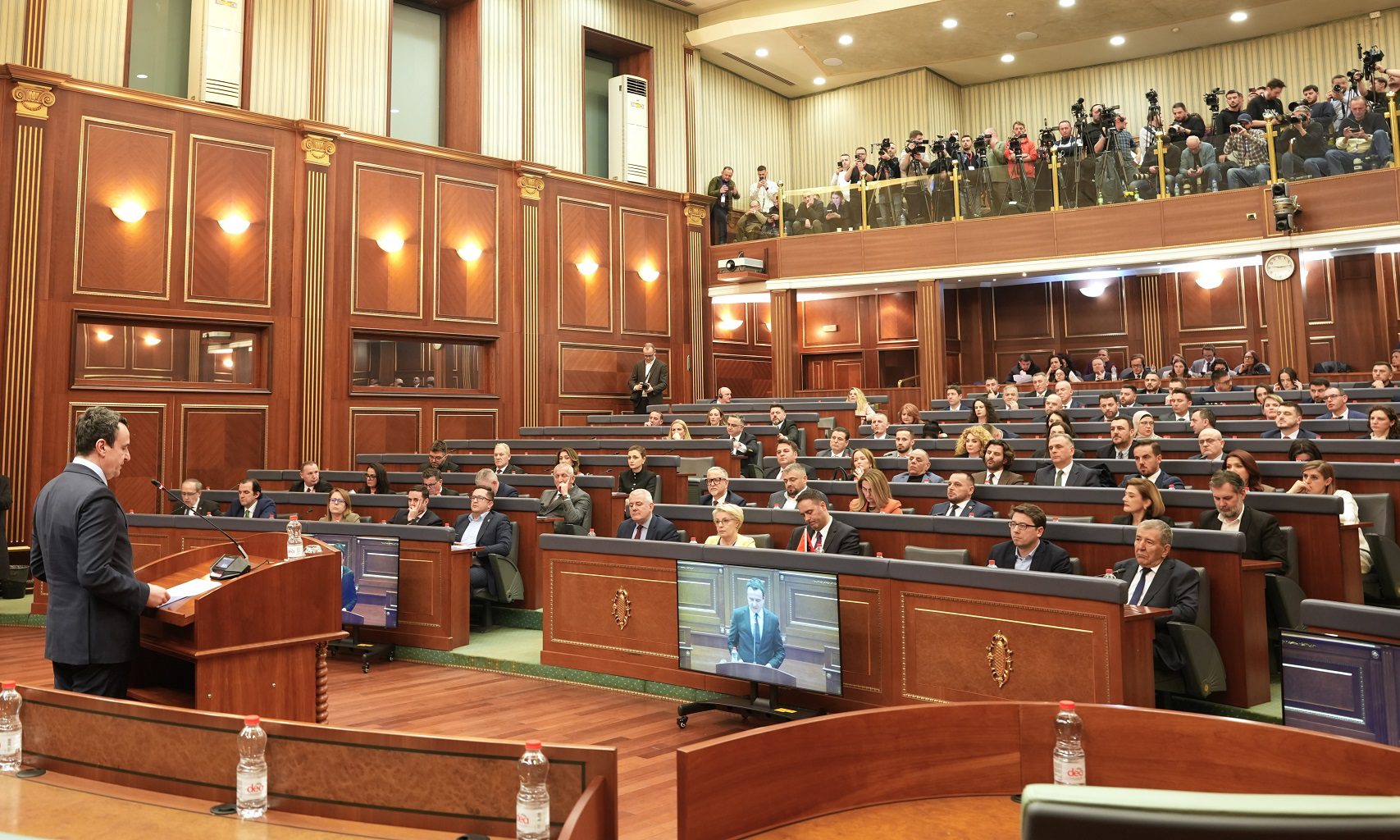 Këta janë 16 deputetët e LVV-së që do të marrin mandatin pas emërimit të ministrave të ri