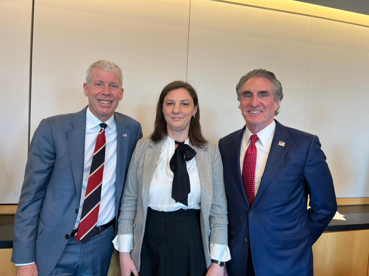 Uashington: Rizvanolli takohet me sekretarin e Brendshëm të SHBA-së dhe atë të Energjisë