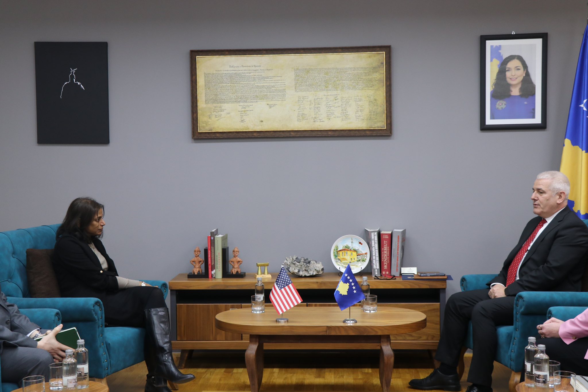 Sveçla pas takimit me Prattipatin: E falënderova për mbështetjen e vazhdueshme të SHBA-ve në funksion të sigurisë në vendin tonë