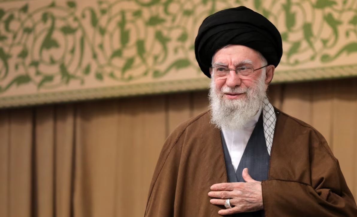 Raportohet se Ali Khamenei është “shëndoshë e mirë”