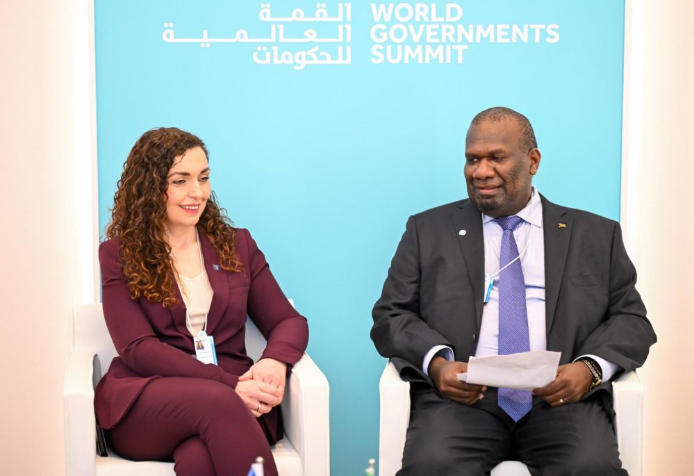 Osmani takohet me Ministrin e Jashtëm të Vanuatus në Emiratet e Bashkuara Arabe