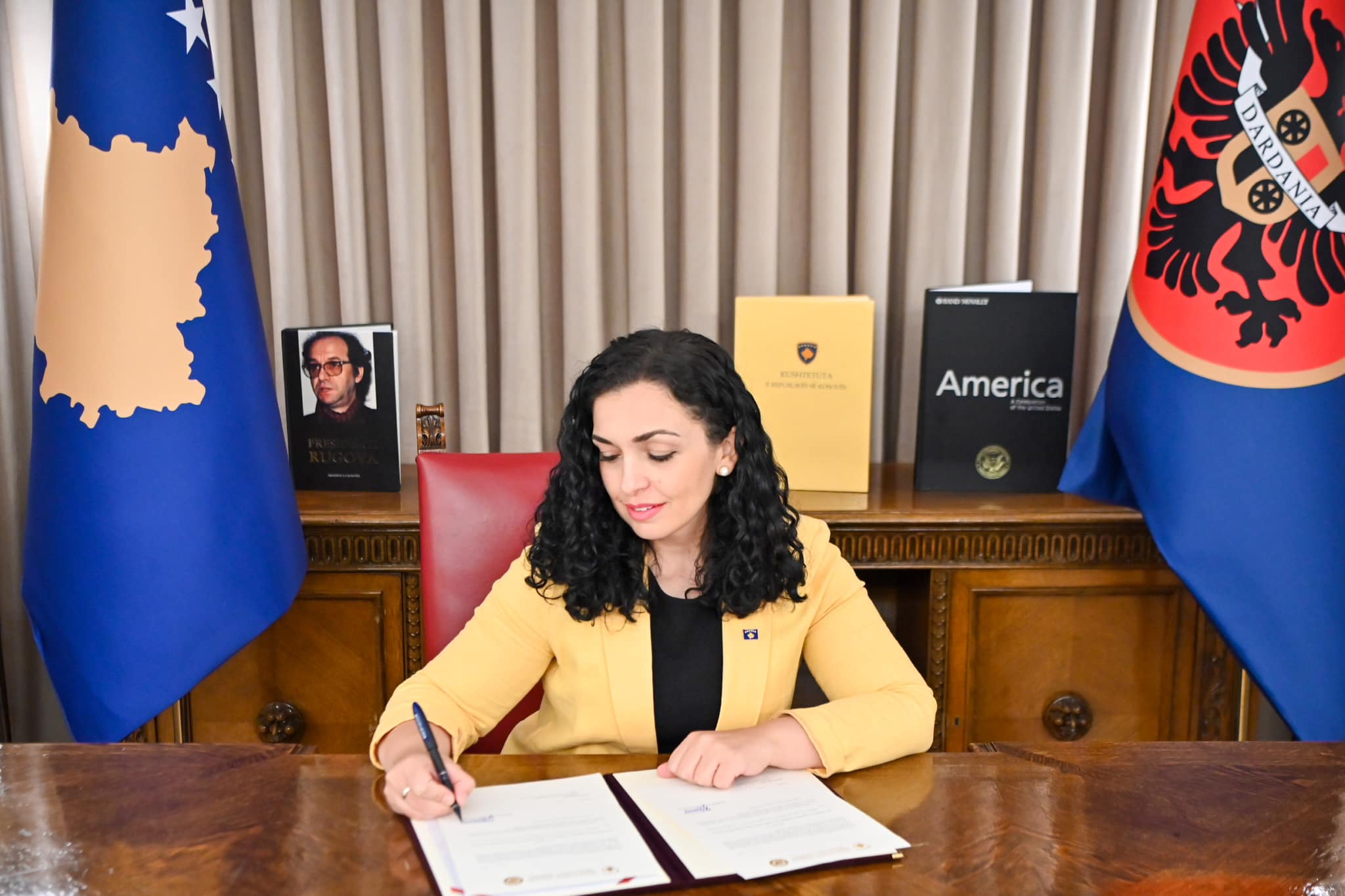 Osmani dekreton Ligjin për ndarjet buxhetore 2026