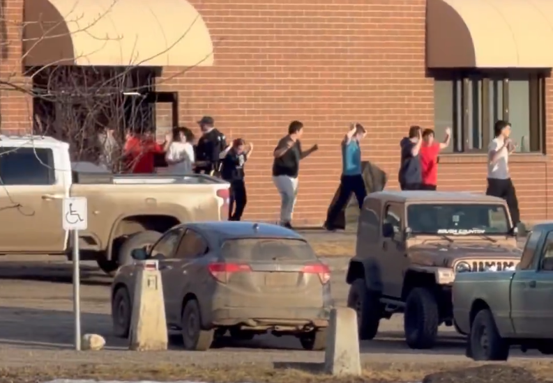 Publikohen pamjet pas sulmit vdekjeprurës në Kanada