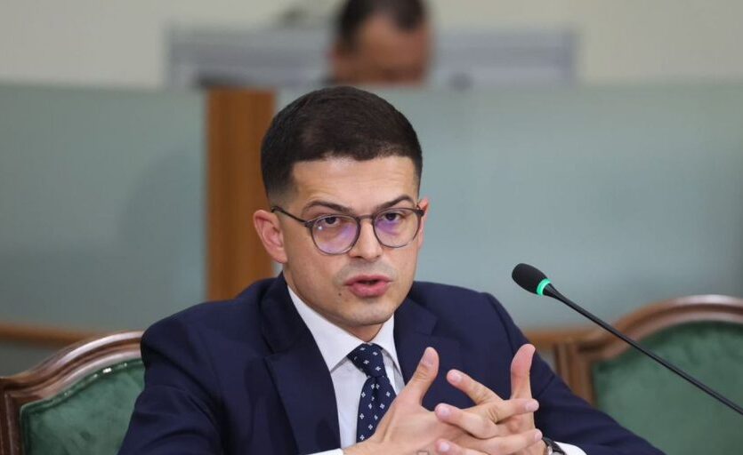 Vengu nga Munihu: Ushtria e Kosovës, e gatshme të marrë përgjegjësi të reja të sigurisë