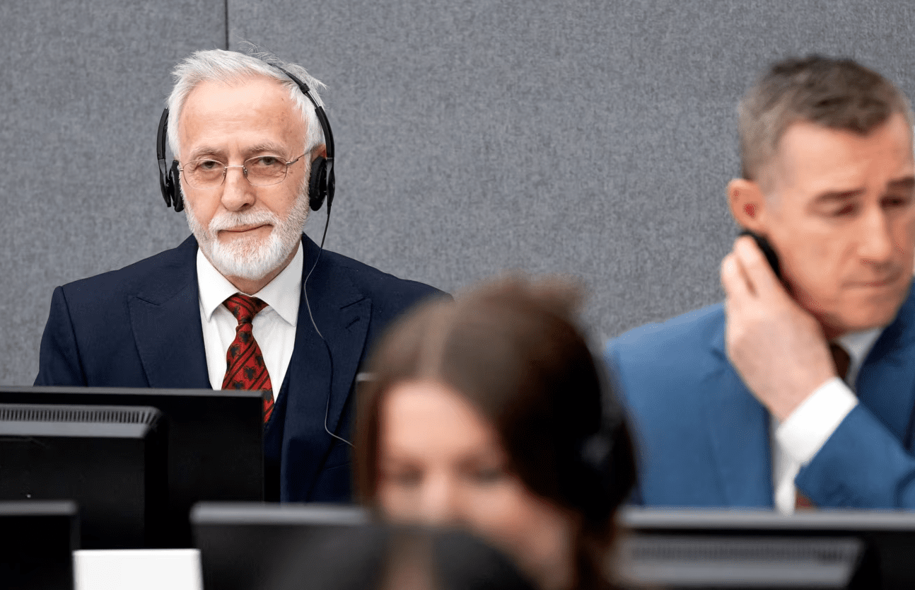 Mbrojtja e Krasniqit përfundon fjalën, kërkon shpalljen e pafajësisë për të gjitha akuzat