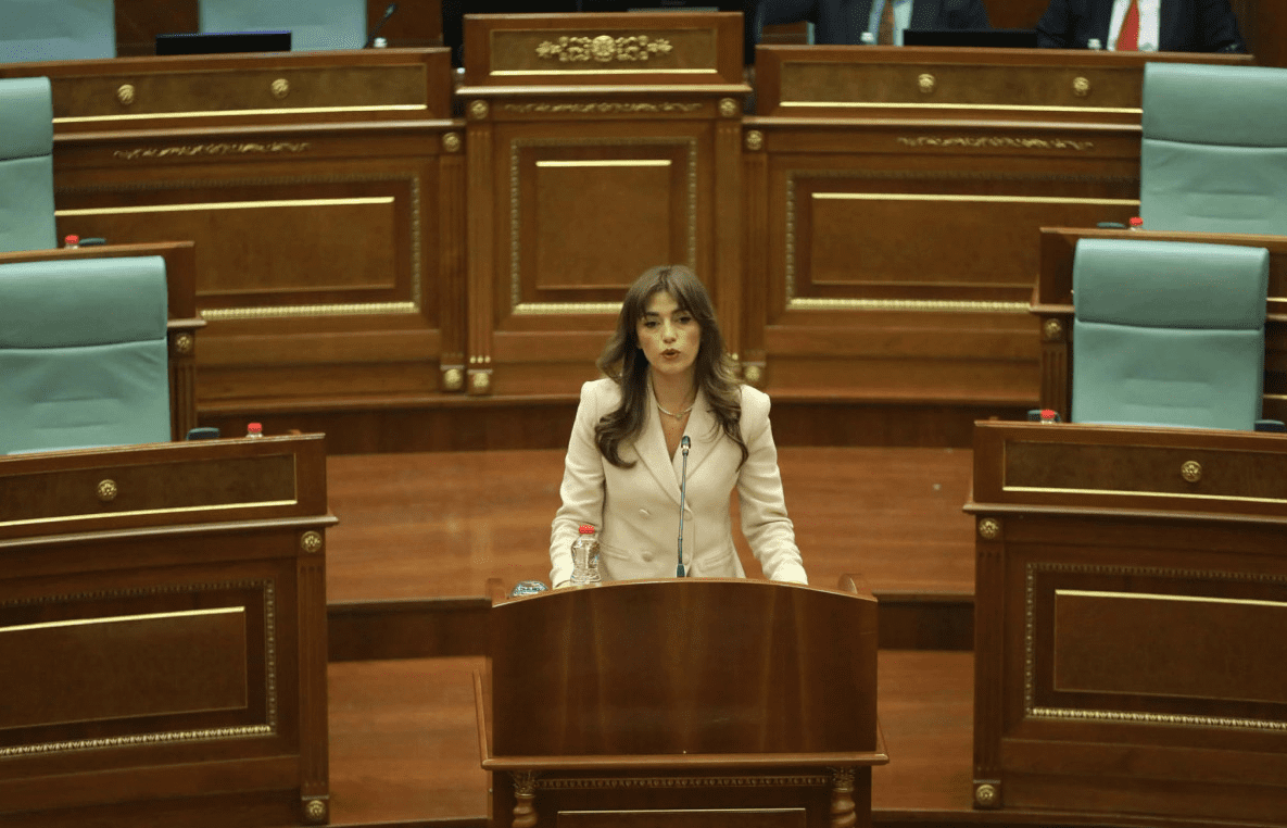 Kjo është agjenda e kryekuvendares Haxhiu, për Ditën e Pavarësisë