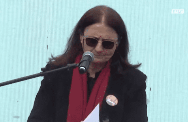 Ish-ushtarja e UÇK-së: Kam parë nëna që qanin fshehurazi që fëmijët të mos ua shihnin lotin