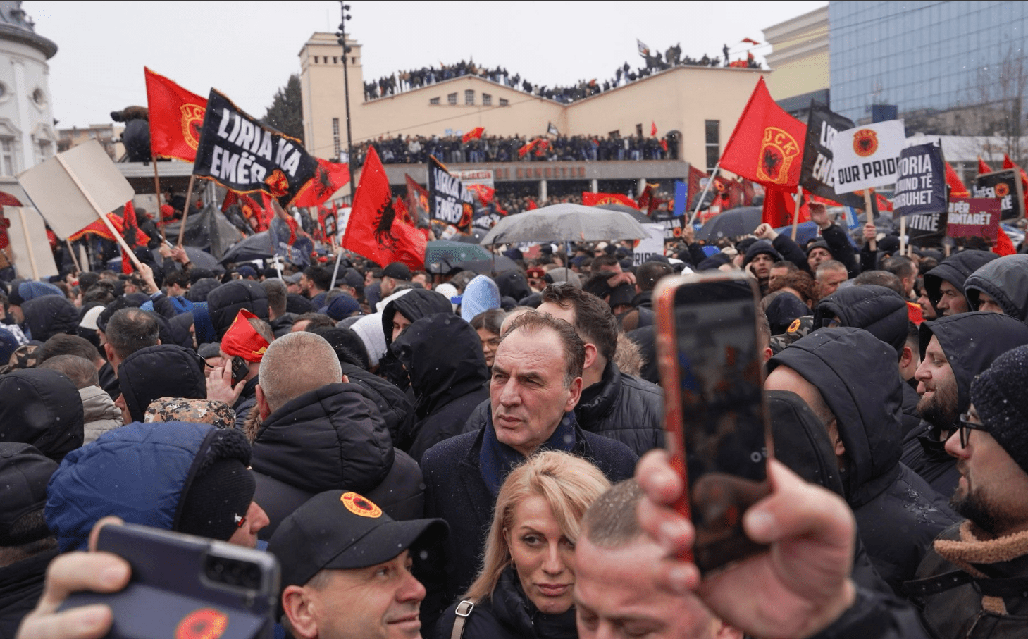 Limaj: Protesta ishte betim se sakrifica e luftës s’mund të njolloset