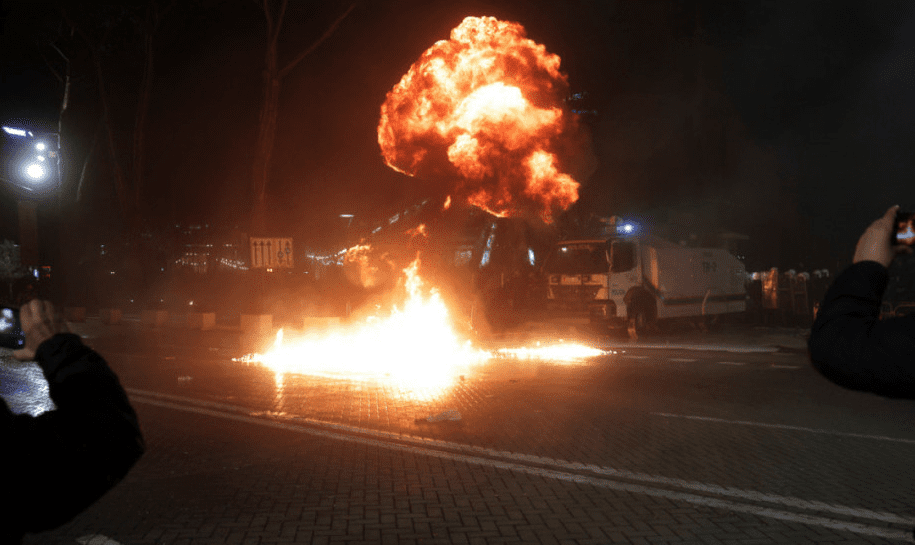 Protesta e PD-së në Tiranë, lirohen 18 të arrestuarit