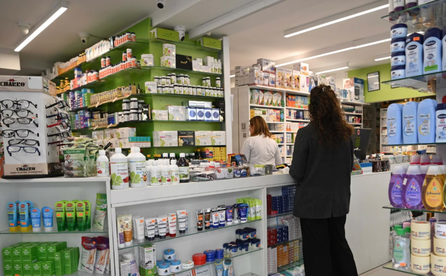 Maqedonasit në “turizëm farmaceutik” në Kosovë, për barna më të lira