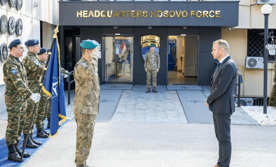 I dërguari i Hungarisë me vizitë në KFOR, flitet për sigurinë në rajon