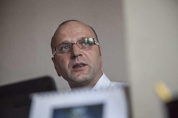 Nëse nuk ka Qeveri deri në mars, “më shumë se 80 mijë qytetarë rrezikojnë të mbesin pa paga” – thotë juristi Nrecaj