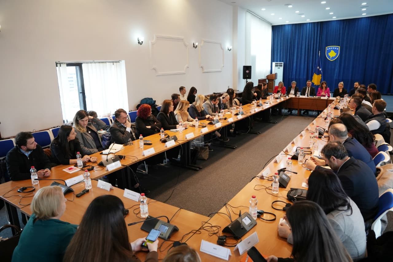 Haxhiu takon përfaqësuesit e organizatave partnere dhe të shoqërisë civile