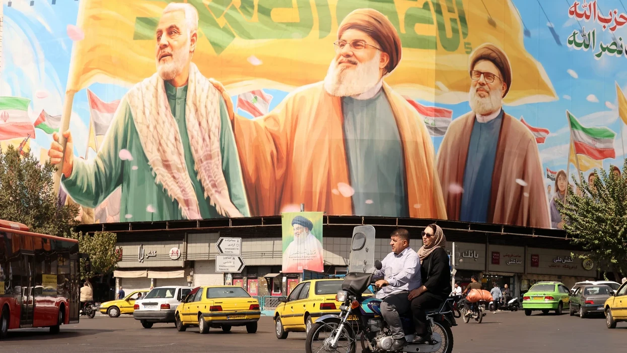 Gratë në Iran zyrtarisht mund të marrin patentë për motoçikletë