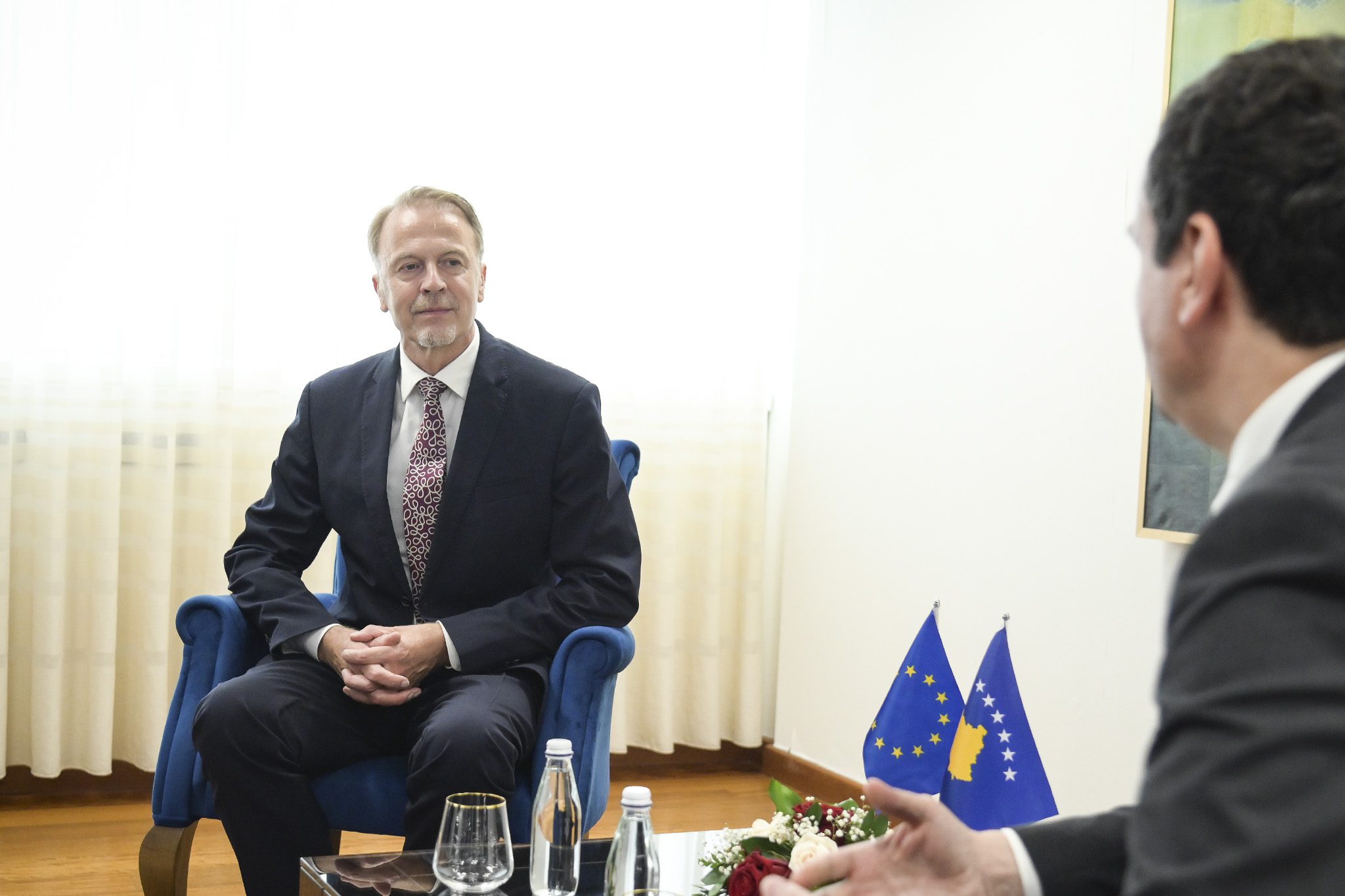 Kurti në takim me shefin e BE-së