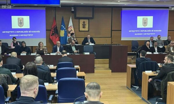 Vetëvendosje thotë se nuk do ta votojë buxhetin e Prishtinës