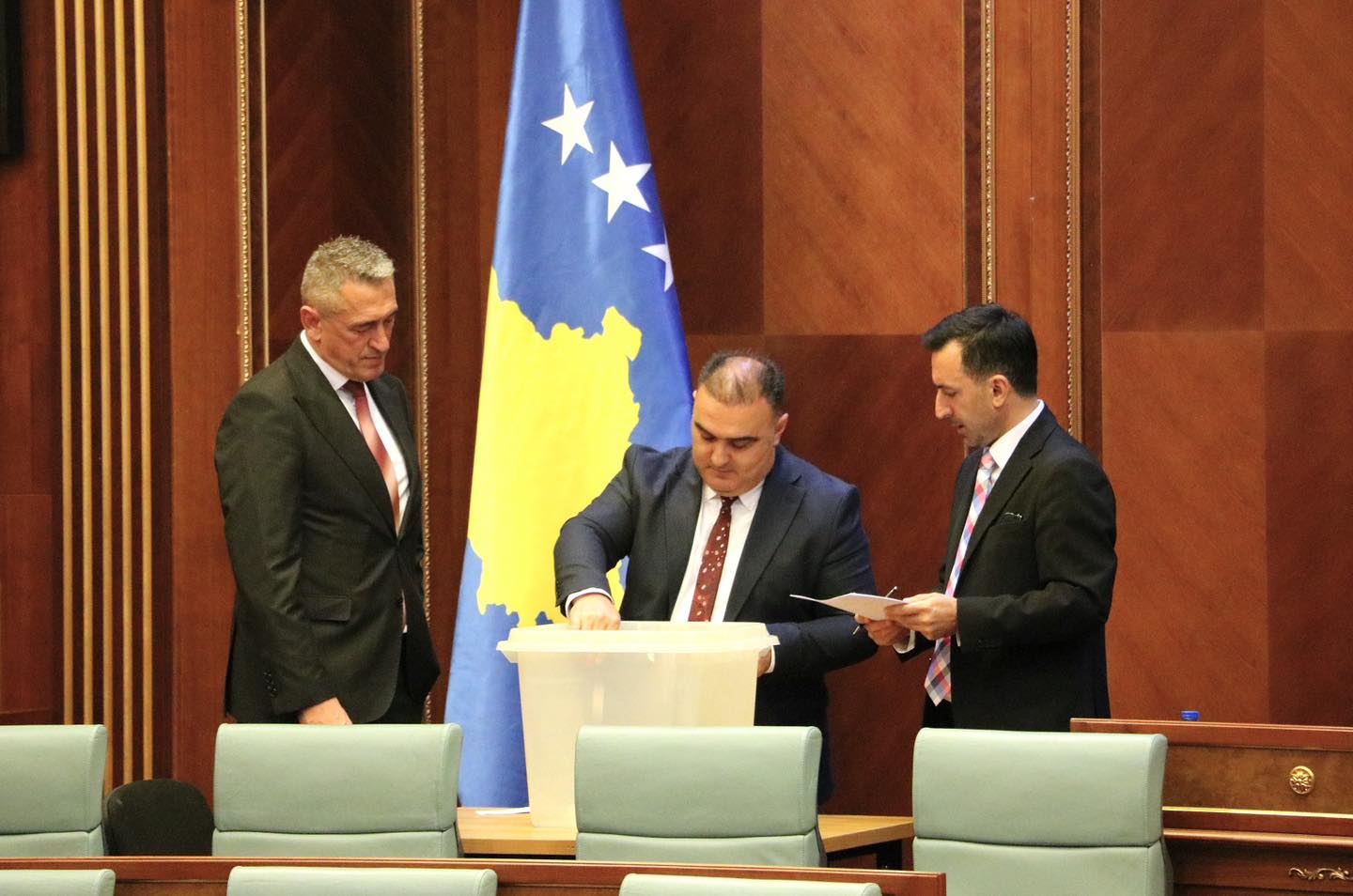 Kushtetuesja publikon Aktgjykimin me të cilin konstatoi se zgjedhja e Rashiqit si nënkryetar i Kuvendit, ishte antikushtetuese