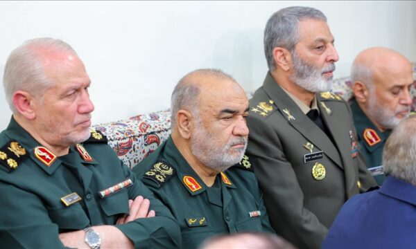 Garda Revolucionare Islamike e Iranit thotë se do të vazhdojë sulmet “derisa armiku të mposhtet përfundimisht”