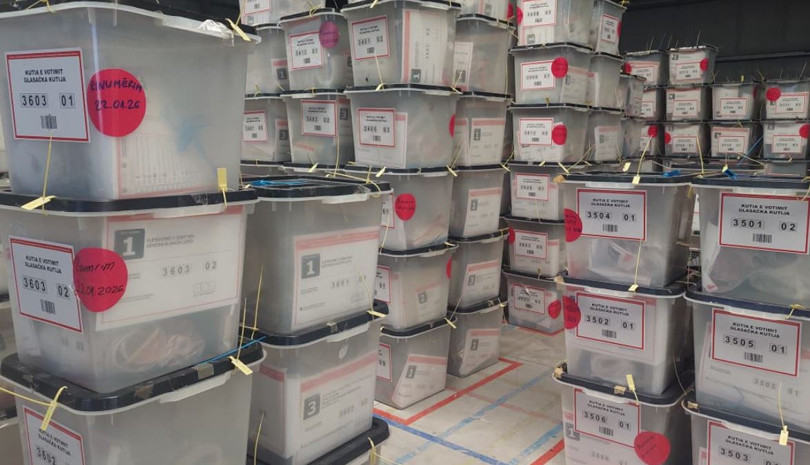 Gjykata i liron 10 të dyshuarit për manipulim me vota në rajonin e Mitrovicës