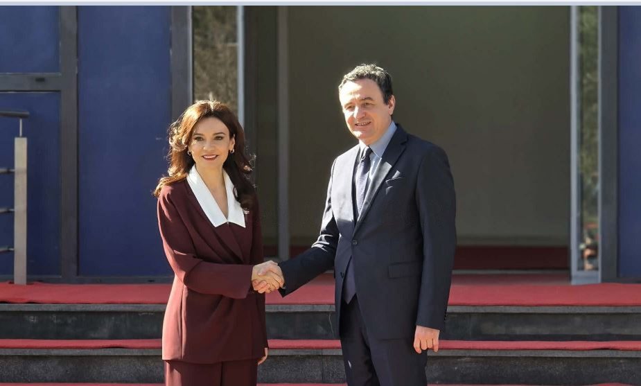 Kurti e pret në takim Spiropalin