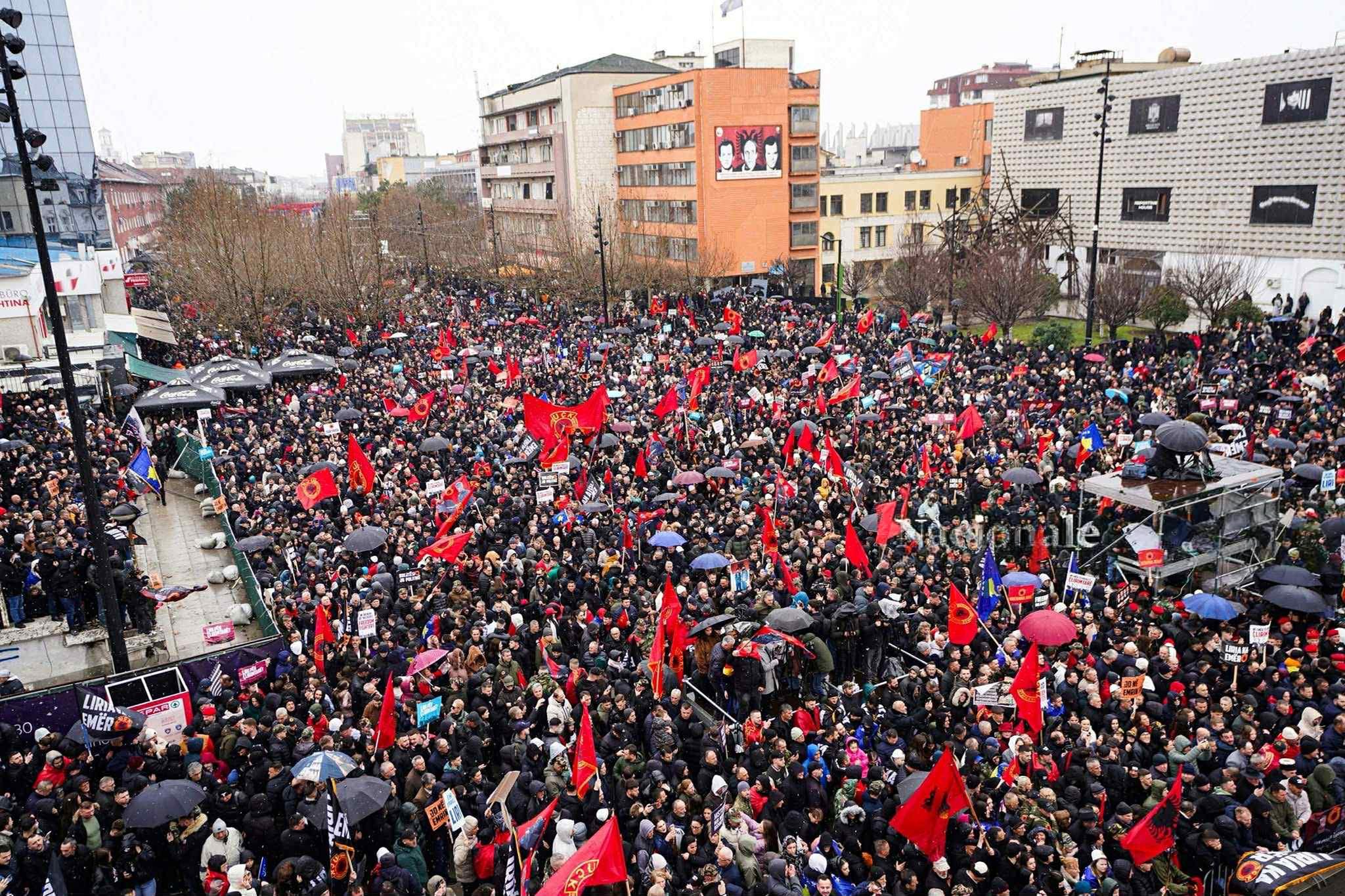 “Drejtësi, jo politikë”, jehonë Prishtina për çlirimtarët