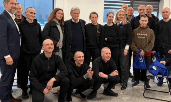 Uashingtoni lehtëson sanksionet ndaj Minskut, teksa Bjellorusia liron 250 të burgosur